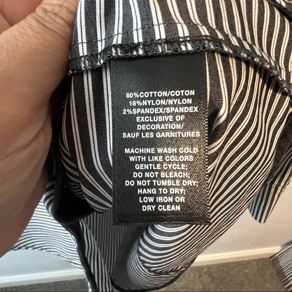 Lafayette 148 black white cotton spandex button up size small - Picture 6 of 6